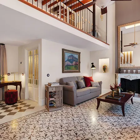ホテル Gloria De Sant Jaume 5*