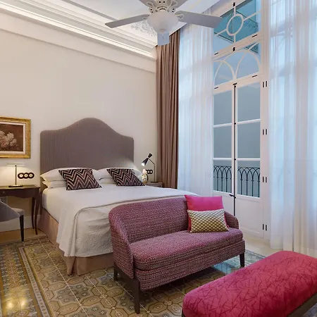 ホテル Gloria De Sant Jaume 5*