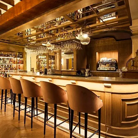 ホテル Gloria De Sant Jaume 5*