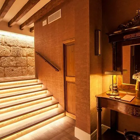 ホテル Gloria De Sant Jaume 5*